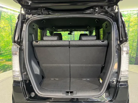 Honda N-BOX Slash