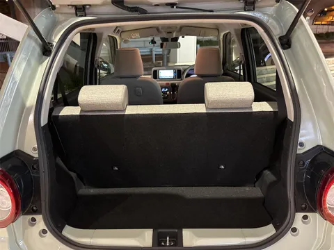 Daihatsu Mira Tocot