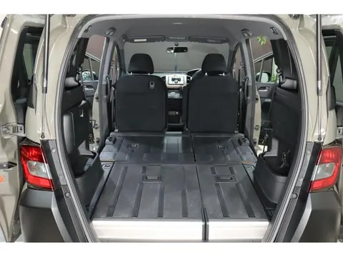 Honda Freed Spike