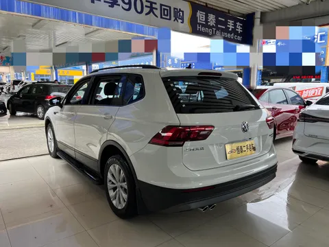 Volkswagen Tiguan L