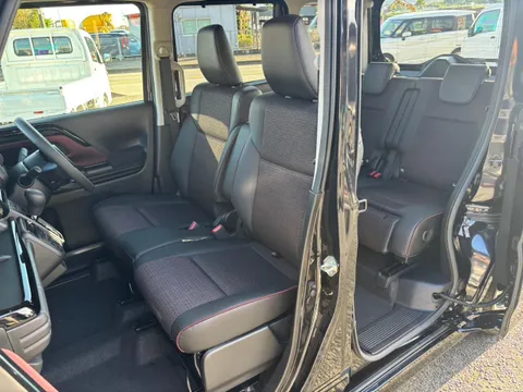 Suzuki Spacia Custom