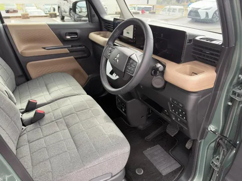 Mitsubishi Delica Mini
