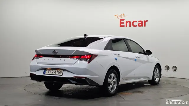 Hyundai Elantra (Avante)