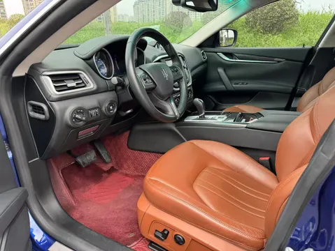 Maserati Ghibli