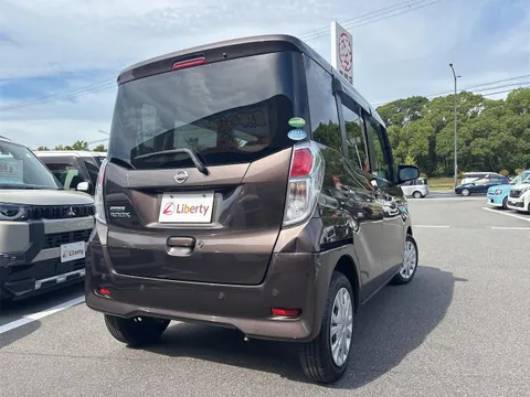 Nissan Dayz Roox