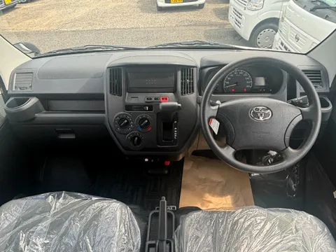 Toyota TownAce Van