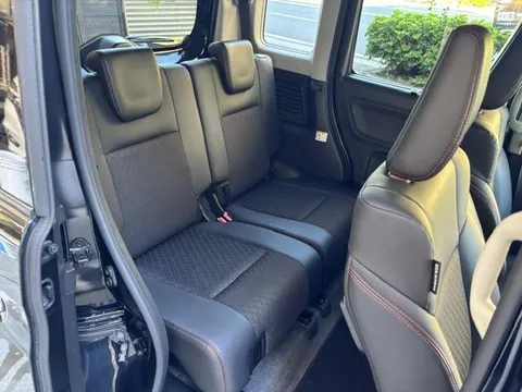 Suzuki Spacia Custom