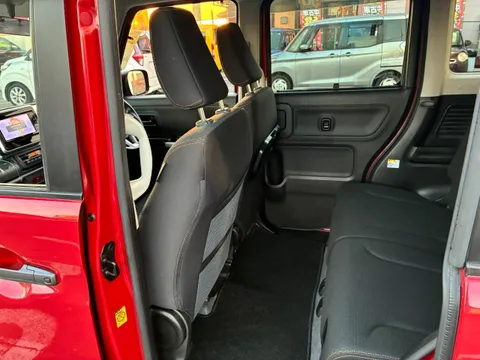 Suzuki Spacia Gear