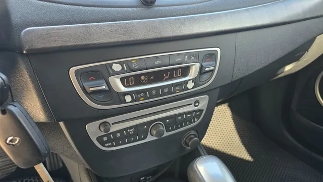 Renault SM3
