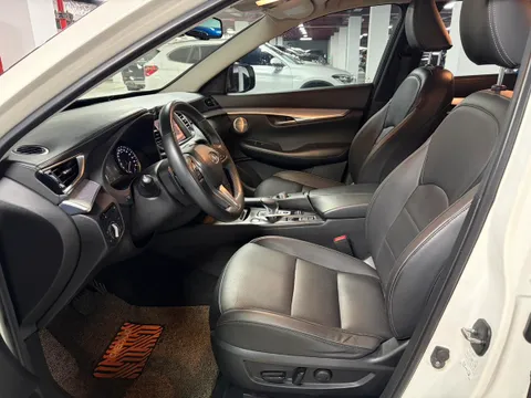 Infiniti QX50