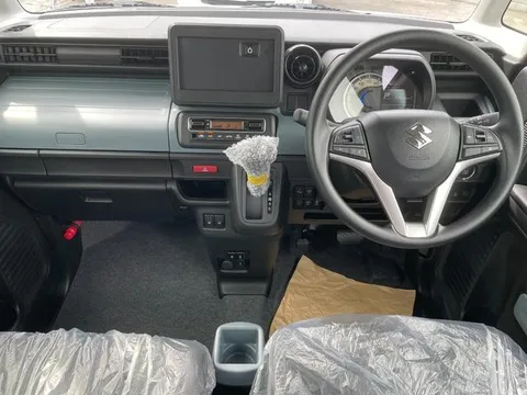 Suzuki Spacia Base