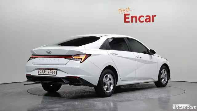 Hyundai Elantra (Avante)