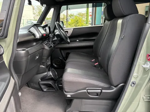 Honda N-BOX Slash