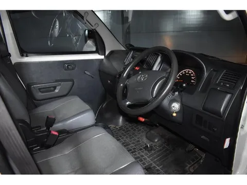 Toyota TownAce Van