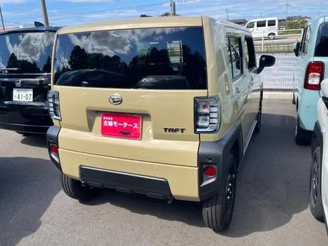 Daihatsu Taft