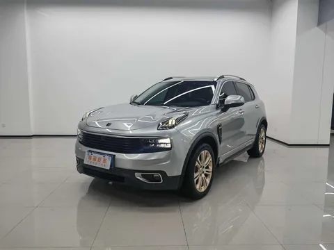 Lynk & Co 01