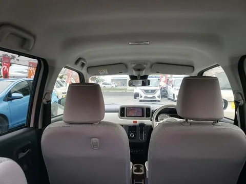 Daihatsu Mira Tocot