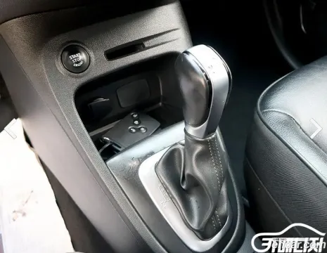 Renault QM3