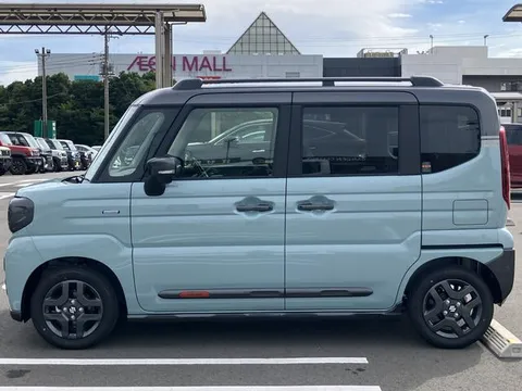 Suzuki Spacia Gear