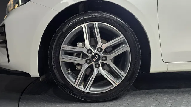 Kia Cerato (K3)