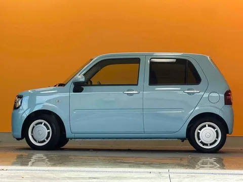 Daihatsu Mira Tocot