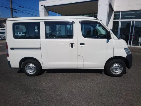 Toyota TownAce Van