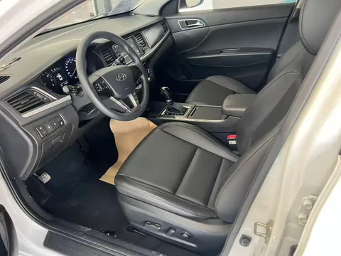 Hyundai Mistra