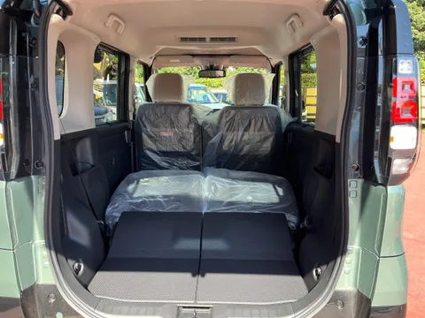 Mitsubishi Delica Mini