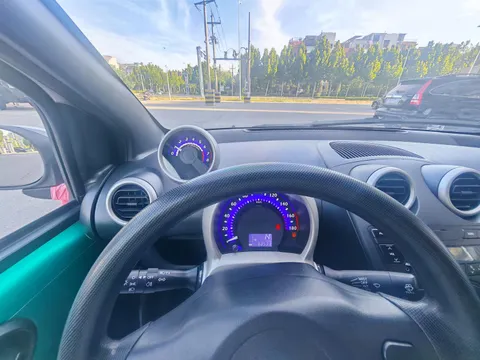 BYD F0