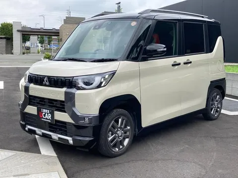Mitsubishi Delica Mini