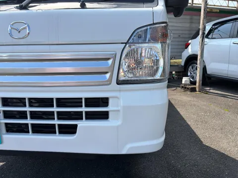 Mazda Scrum Truck