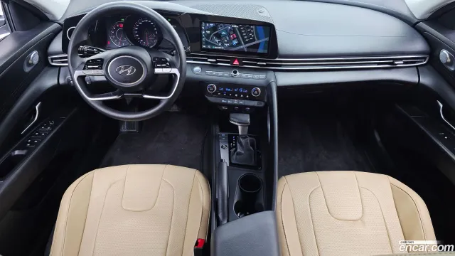 Hyundai Elantra (Avante)