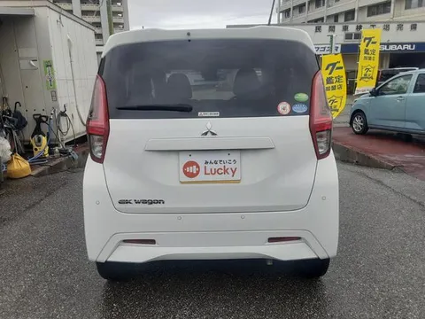 Mitsubishi eK Wagon