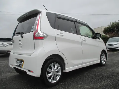 Mitsubishi eK Custom
