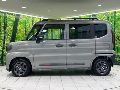Suzuki Spacia Gear