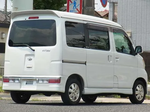 Daihatsu Atrai Wagon
