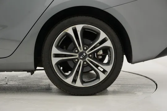 Kia Cerato (K3)