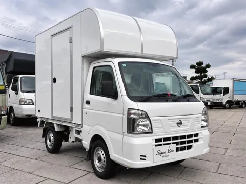 Nissan Clipper Truck