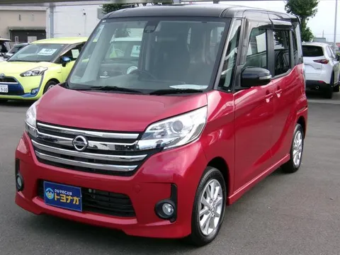 Nissan Dayz Roox