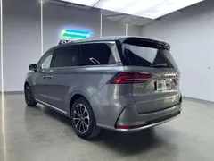 Roewe iMAX8