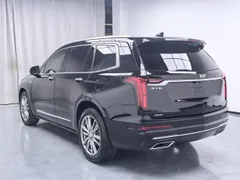 Cadillac XT6