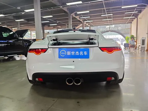 Jaguar F-Type