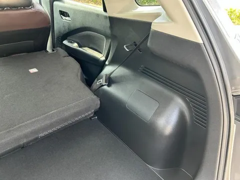 Nissan Note Aura