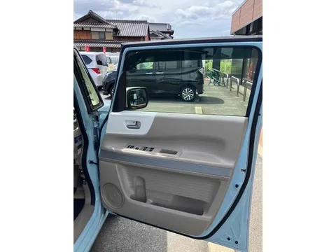 Honda N-BOX Slash