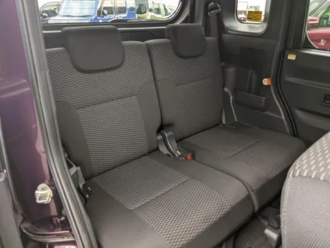 Toyota Pixis Mega