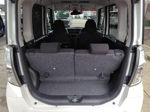 Mitsubishi eK Space Custom