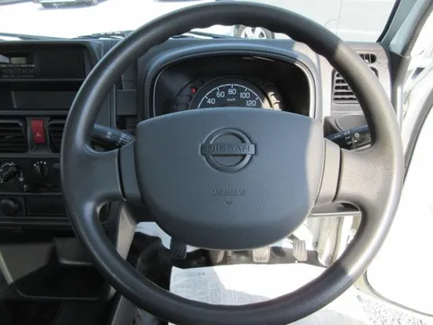 Nissan Clipper Truck