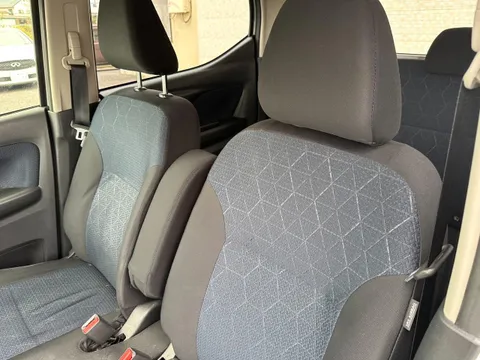 Mitsubishi eK X