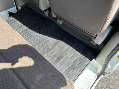 Mitsubishi Minicab Van