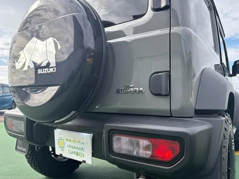 Suzuki Jimny Sierra